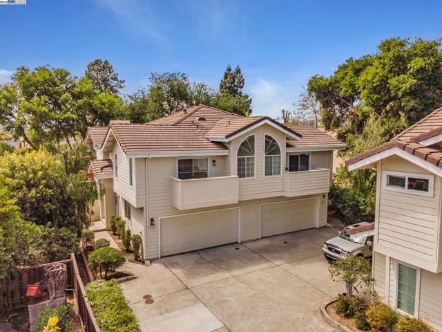 19723 Redwood Rd, Castro Valley CA: https://media.crmls.org/mediaz/93fc160d-842f-4d8e-9619-9cfc8009f622.jpg