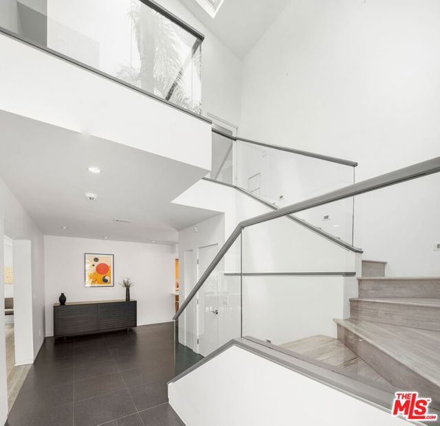 Drew Fenton | 1257 Bienveneda Avenue Pacific Palisades CA | MLS: 7385502