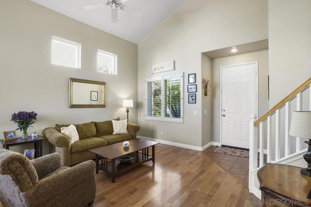 11506 Village Ridge Rd, San Diego CA: https://media.crmls.org/mediaz/93fd126f-1daf-4246-80c3-5735de5b3843.jpg