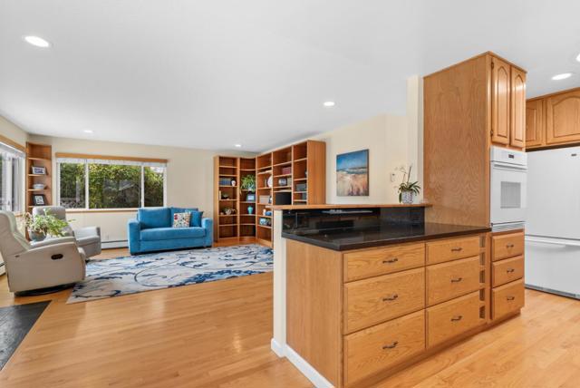 520 Tabor Drive, Scotts Valley CA: https://media.crmls.org/mediaz/93fd4ebd-38f7-44bc-b494-f15b1a6bf428.jpg