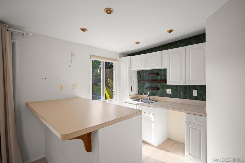 MLS #250041429SD image #24