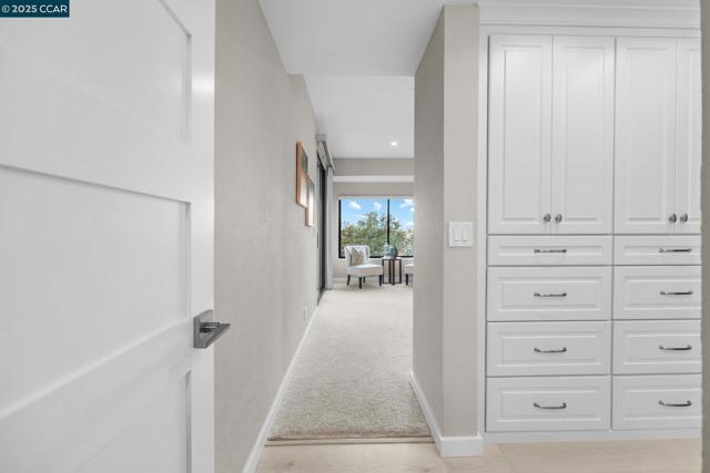 3535 Terra Granada Dr, Walnut Creek CA: https://media.crmls.org/mediaz/93feaf67-d21f-4c32-9816-a7cc0994d02f.jpg