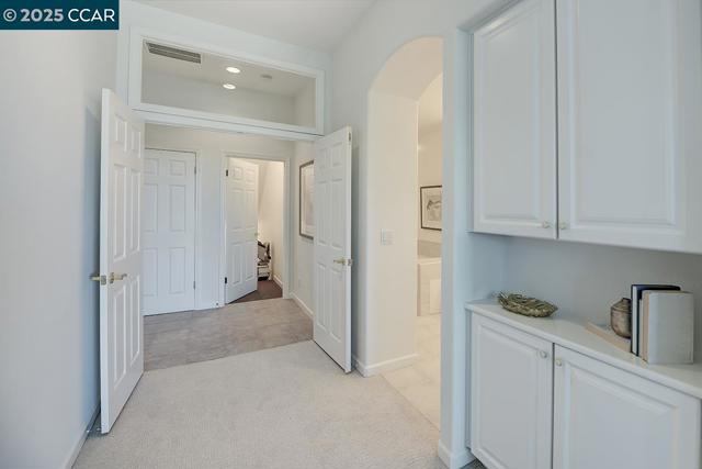 2916 Saklan Indian Dr, Walnut Creek CA: https://media.crmls.org/mediaz/9401283b-19c7-41e8-9d9e-998075bfc9e2.jpg