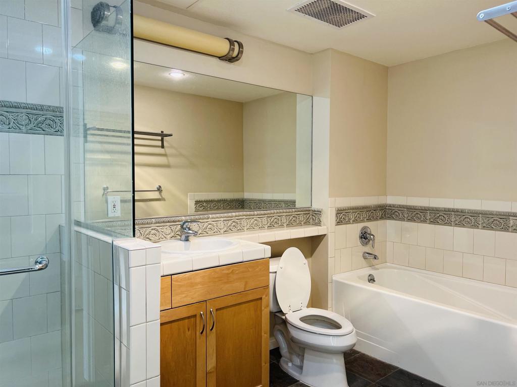 850 Beech St - photo 16