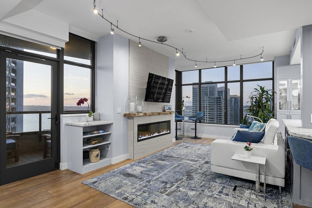 700 E Street - photo 2