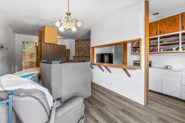 996 VIA VERDE, Del Rey Oaks CA: https://media.crmls.org/mediaz/940309e6-71bb-4c75-ad5f-b415858e4140.jpg