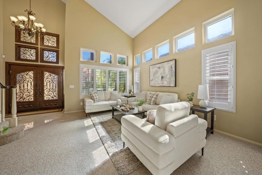 MLS #250034947SD img 4