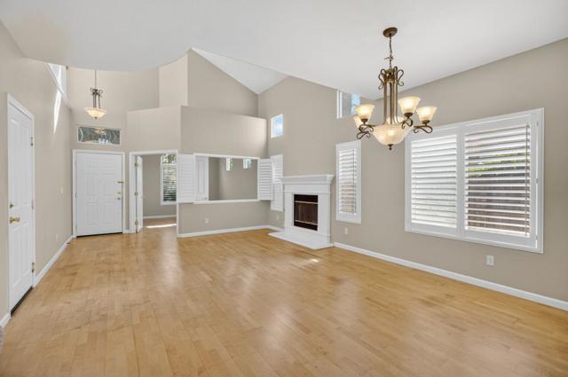 5817 Spring Flower Drive, Elk Grove CA: https://media.crmls.org/mediaz/9404b3f5-75f0-4ac7-986b-51da23233ad7.jpg