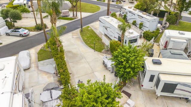 69411 Ramon Road, Cathedral City CA: https://media.crmls.org/mediaz/9405180d-2ec4-4500-b0e4-f69862885afa.jpg