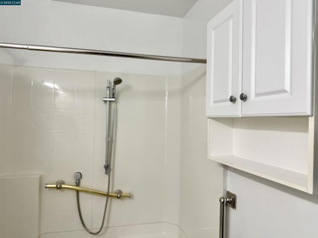 19 Flamingo Ct, American Canyon CA: https://media.crmls.org/mediaz/94054f80-c453-4e12-9c87-be54ccf2dc62.jpg