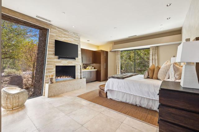 50741 Desert Arroyo Trail, Indian Wells CA: https://media.crmls.org/mediaz/94055623-eab4-4da4-8614-050c2b5fa22d.jpg
