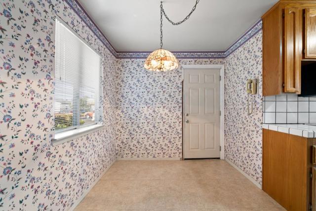 1725 Townsend Avenue, Santa Clara CA: https://media.crmls.org/mediaz/94065e6a-dab9-43af-8a02-0553db94a8ca.jpg