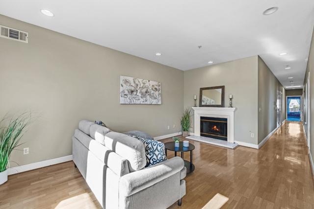 3246 21st Street, San Francisco CA: https://media.crmls.org/mediaz/940745b8-55a2-4964-8e16-d22f5b390dfd.jpg