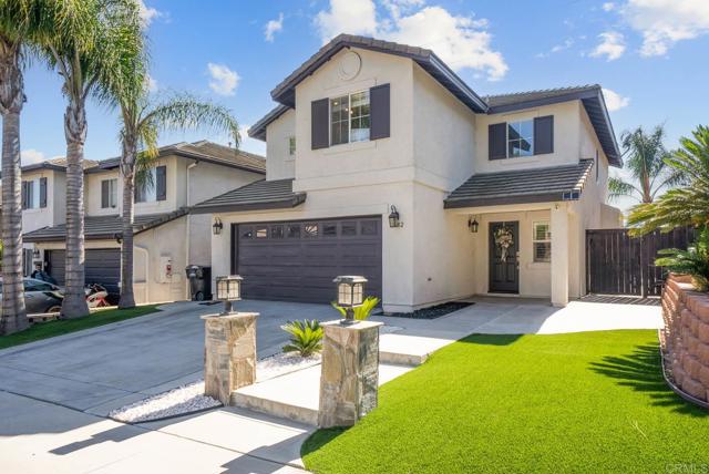 Detail Gallery Image 5 of 49 For 1482 Ridgeline Ct, San Diego,  CA 92154 - 5 Beds | 3 Baths