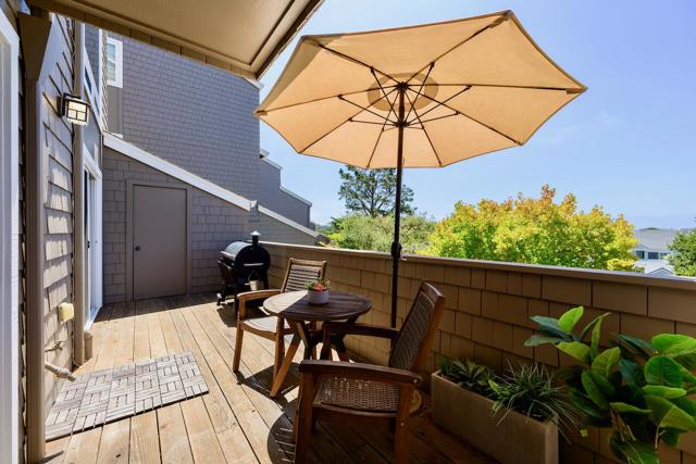 160 Seascape Ridge Drive, Aptos CA: https://media.crmls.org/mediaz/9408aae4-3915-41b1-9b4e-02f79111db84.jpg