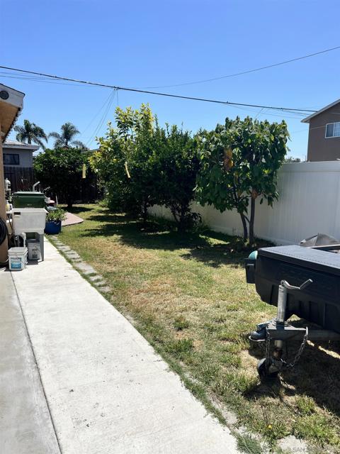 1622 W 223Rd St, Torrance CA: https://media.crmls.org/mediaz/94093beb-4860-4c49-a660-9ba157174568.jpg