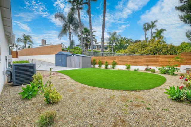 229 Yacon Street, Vista CA: https://media.crmls.org/mediaz/940a1677-69c1-4609-809c-c367fb085e5d.jpg