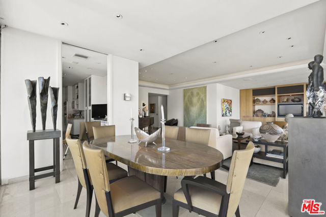 9255 Doheny Road, West Hollywood CA: https://media.crmls.org/mediaz/940abd6d-5a88-4abc-b4c2-af2a3a686f47.jpg