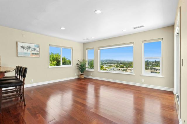 17058 Cloudcroft Drive, Poway CA: https://media.crmls.org/mediaz/940ae9e8-eca9-4bb3-bee8-f45dd2fd1921.jpg