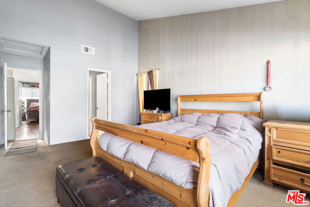 7312 Bright Avenue, Whittier CA: https://media.crmls.org/mediaz/940b9c20-f022-47bf-82f9-784c07ed0d10.jpg