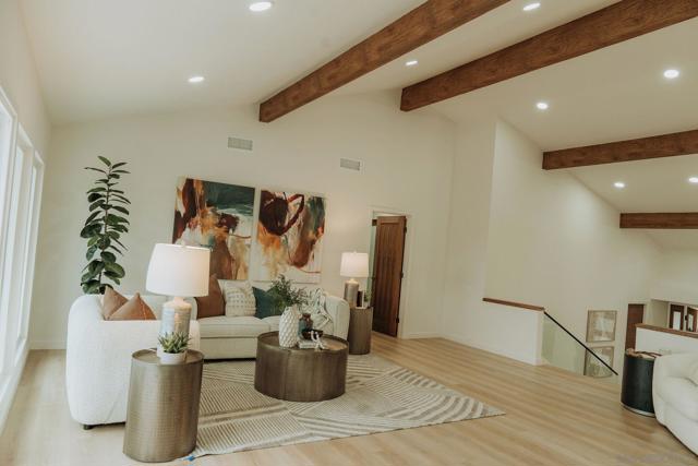 2143 Caminito San Martin, La Jolla CA: https://media.crmls.org/mediaz/940c31a0-75d0-4f02-b496-c35933619cd0.jpg
