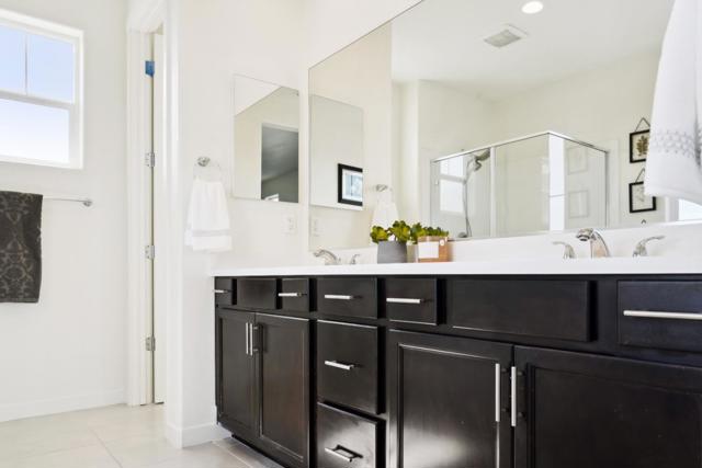 185 Tanoak Street, Hollister CA: https://media.crmls.org/mediaz/940c3ed4-61cb-434f-a04b-fe6ef25b582c.jpg