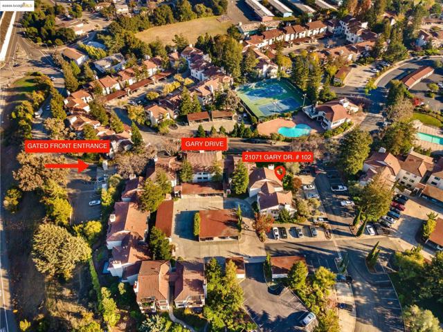 21071 Gary Dr, Hayward CA: https://media.crmls.org/mediaz/940e1270-1abe-4338-bc46-e4f4e0b64809.jpg