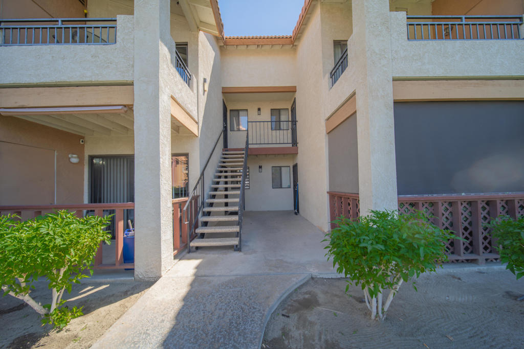 78650 Avenue 42 #101