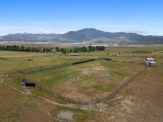 20256 Sasia RD, Tehachapi CA: https://media.crmls.org/mediaz/94107b17-3a35-4cc0-9151-99f20245229f.jpg