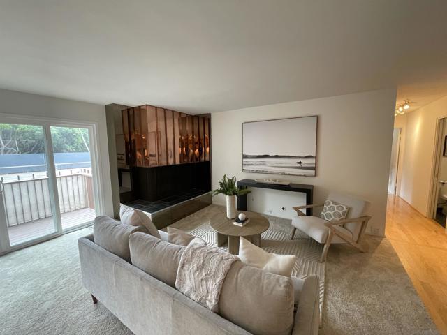 Image 7 of 31 For 2610 Torrey Pines Rd  D25