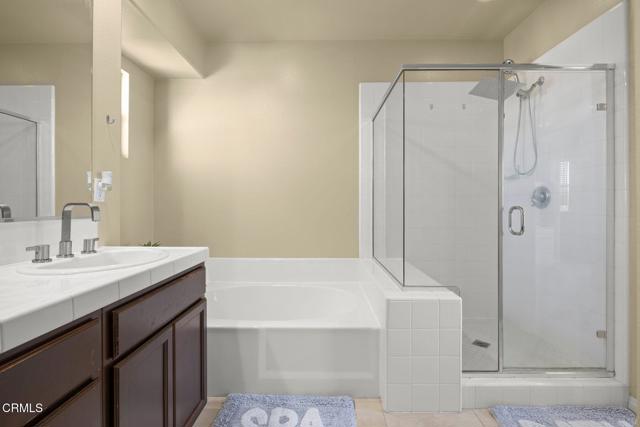 3102 N Oxnard Boulevard, Oxnard CA: https://media.crmls.org/mediaz/9411aaaa-09e8-4a55-8fde-30a4d1bc690e.jpg