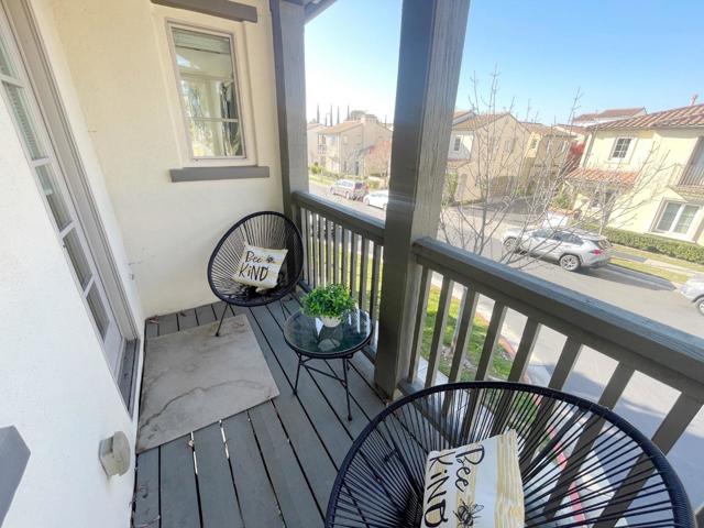 1325 Dahlia Loop, San Jose CA: https://media.crmls.org/mediaz/941217c5-e968-4ff5-b518-88b433810b40.jpg