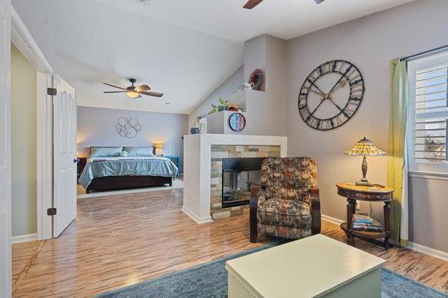 1980 Ponderosa Court, Hollister CA: https://media.crmls.org/mediaz/941243ce-fe3b-4c62-a892-d3c7d7afbaa7.jpg