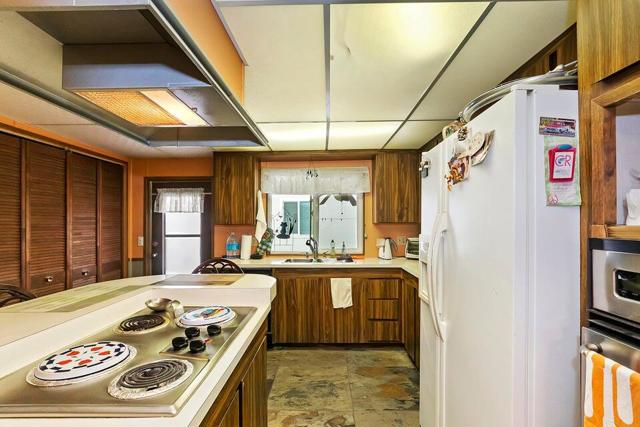74711 Dillon Road, Desert Hot Springs CA: https://media.crmls.org/mediaz/94132dd5-2b13-4e5e-8f80-9d3ce115841c.jpg
