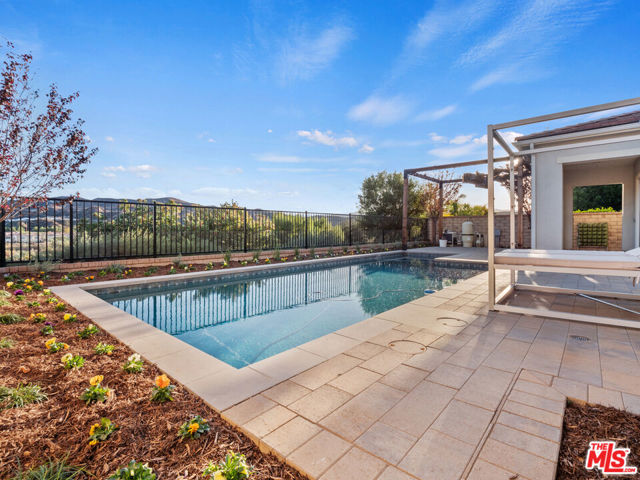 26420 Township Street, Santa Clarita CA: https://media.crmls.org/mediaz/941421f2-2276-4c2c-94ce-89134efe52e1.jpg