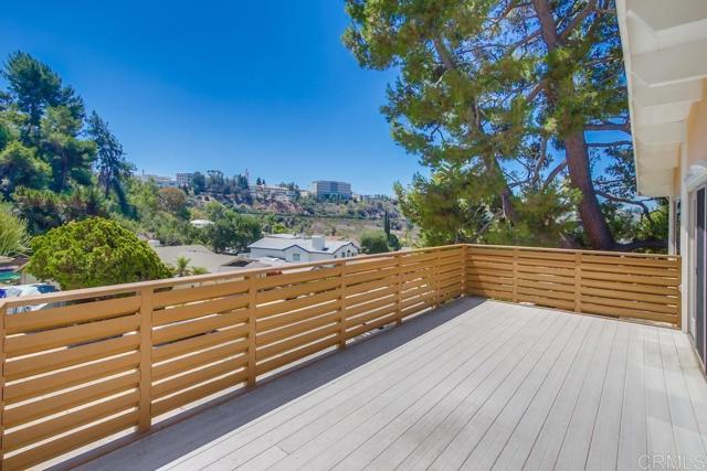 6032 Adobe Falls Rd, San Diego CA: https://media.crmls.org/mediaz/9414372d-e905-42c5-be2f-7eabac660a95.jpg