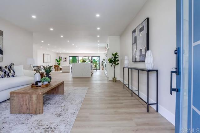 Detail Gallery Image 2 of 51 For 4926 Cresita Dr, San Diego,  CA 92115 - 5 Beds | 6 Baths