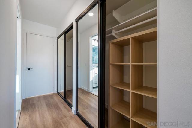 11289 Silver Buckle Way, San Diego CA: https://media.crmls.org/mediaz/941528b8-381b-4e4f-9960-4a88ffa26b97.jpg