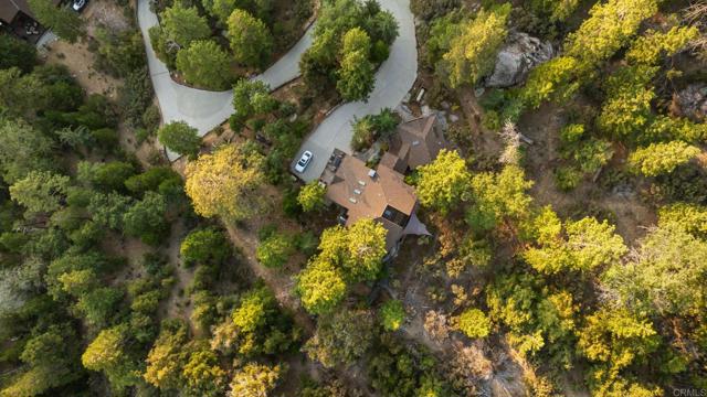 Image 66 of 75 For 24938 Roble Drive