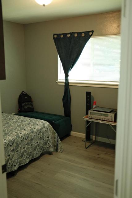 101 Maple Street, Modesto CA: https://media.crmls.org/mediaz/94155c3b-3a18-4220-b840-3a330cbb076f.jpg