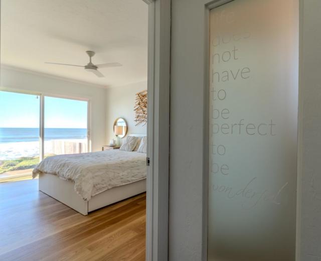 236 Shoreview Avenue, Pacifica CA: https://media.crmls.org/mediaz/94158c16-f94d-495f-a91b-9e761efe069e.jpg