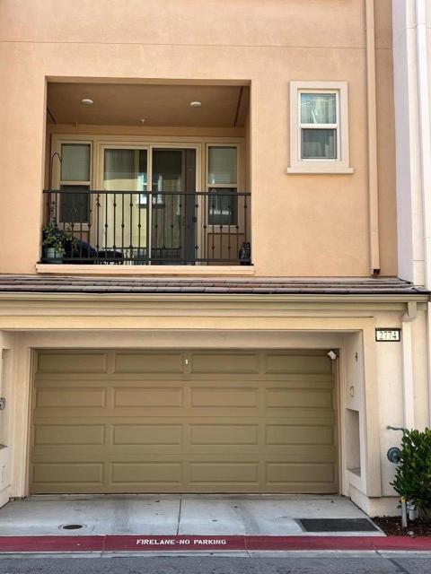 2774 Ferrara Circle, San Jose CA: https://media.crmls.org/mediaz/94169bed-9853-4ebc-b471-76acb283220d.jpg