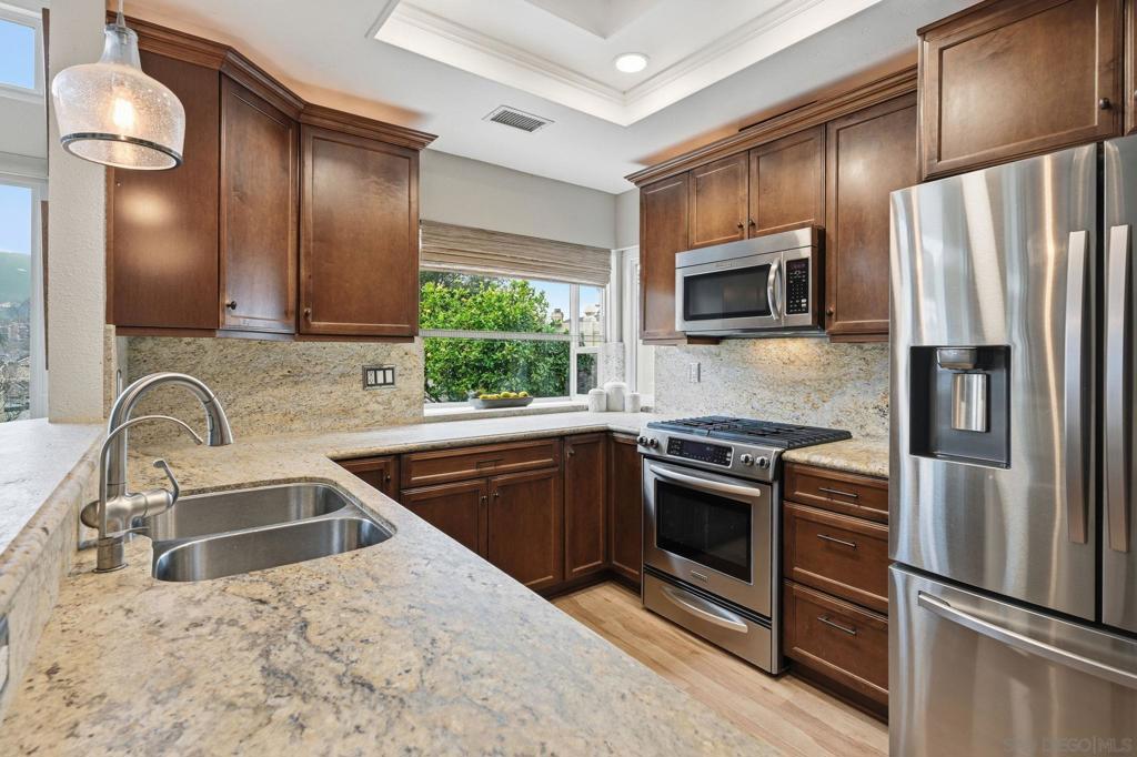 10847 Matinal Cir - photo 10