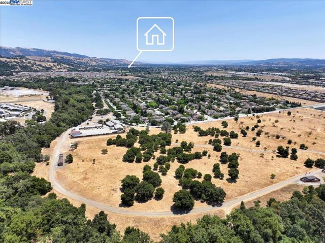 1890 Conte Way, Morgan Hill CA: https://media.crmls.org/mediaz/9416fa2f-d1ee-42ac-b02f-cfc01513d36b.jpg