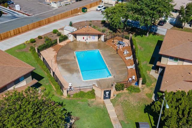 8842 Mission Vega Ct, Santee CA: https://media.crmls.org/mediaz/9417439f-b626-44ec-b7c2-7edcfcaa5d49.jpg