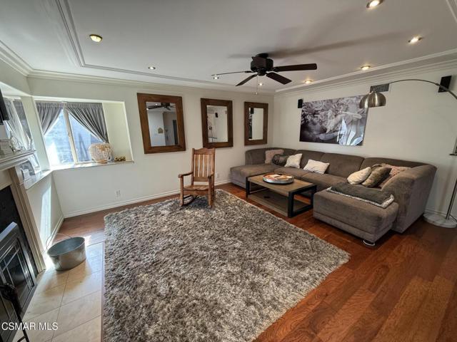 2340 Aldrich Circle, Thousand Oaks CA: https://media.crmls.org/mediaz/941773f3-ed56-4316-8527-988b79fc7fc7.jpg