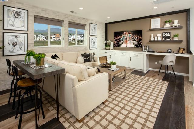 Image 10 of 13 For 6333 Dandelion Street  64