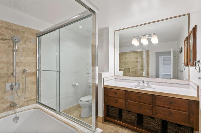 13208 Caminito Mar Villa, Del Mar CA: https://media.crmls.org/mediaz/9417c15f-014c-4e53-be0c-daacc0ce56b9.jpg