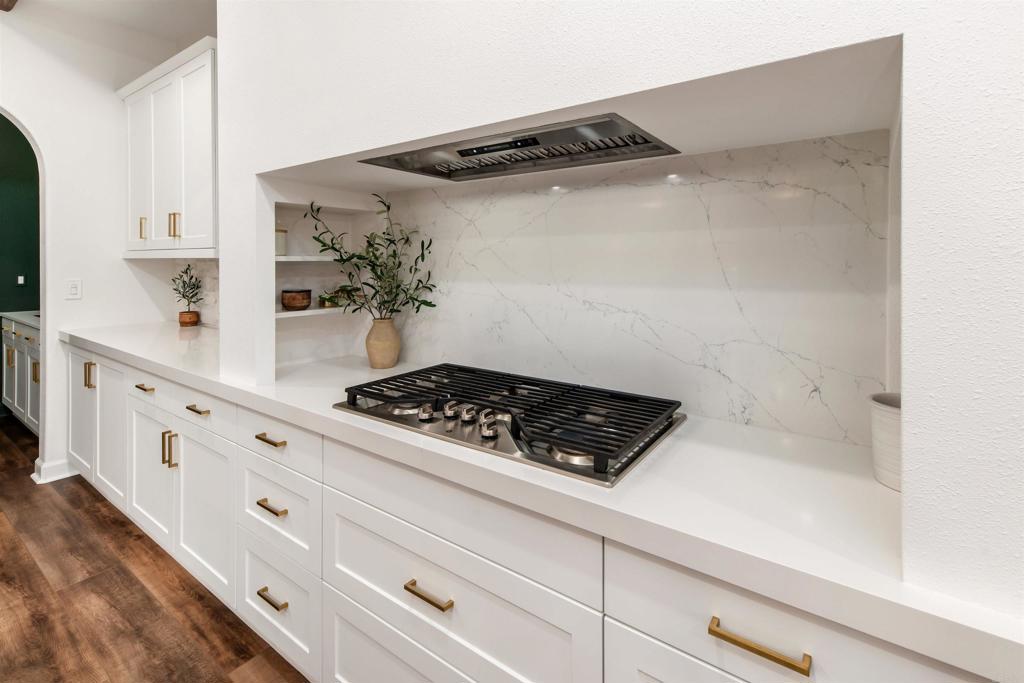 587 Gateway Lane - photo 11