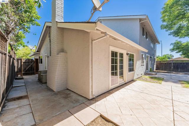 Image 31 of 36 For 6735 Stephan Ct